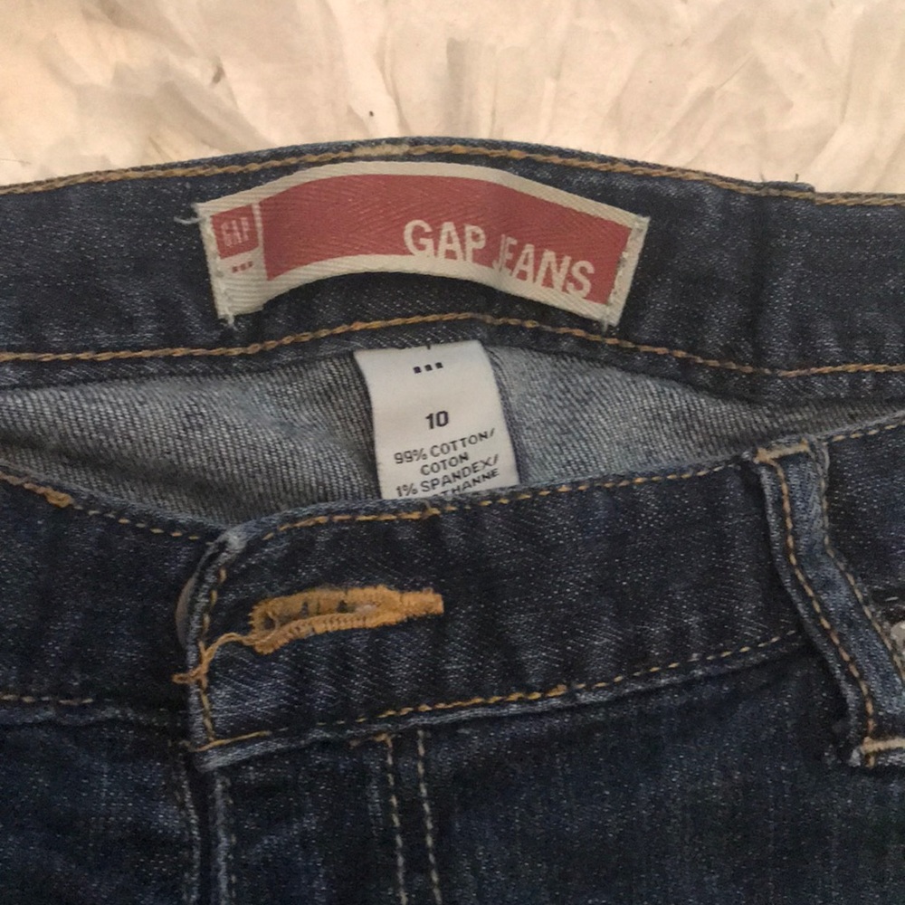Gap capris - Picture 2 of 3